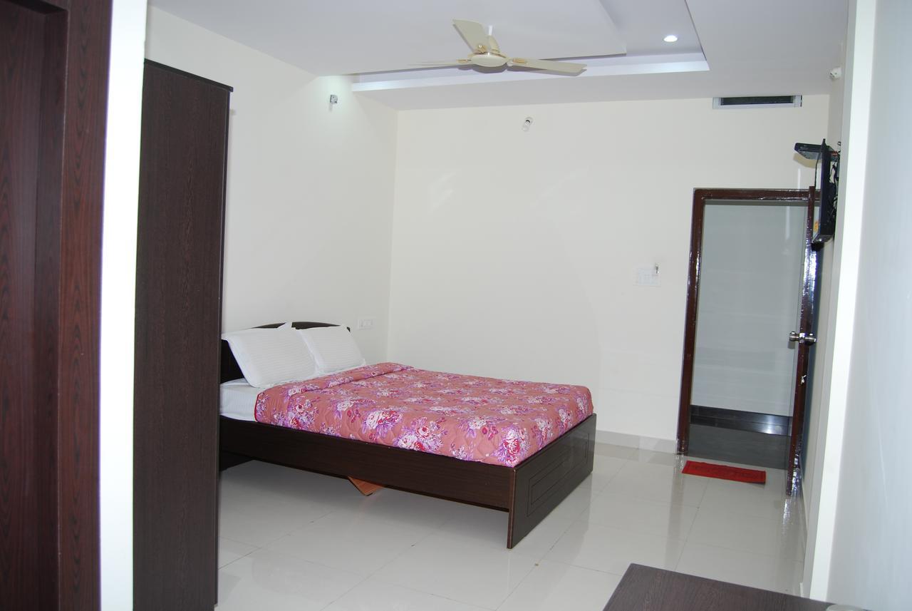Pratham Residency Hotel Mysore Exterior photo